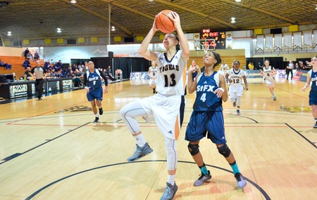 Strong third quarter helps Dal top StFX 73-52